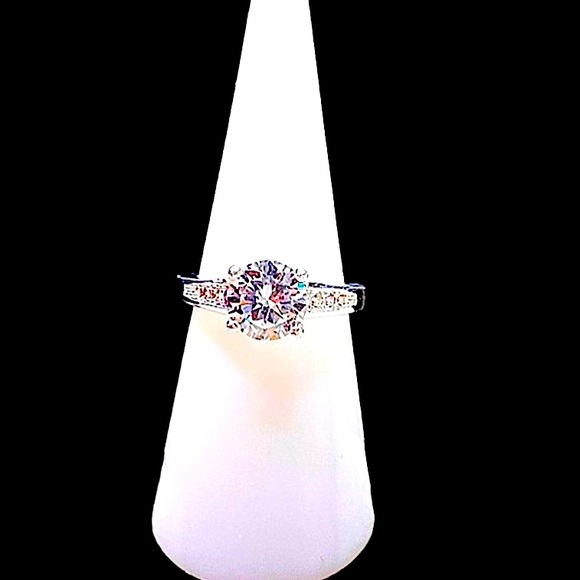 Solitaire Cut Sterling Silver .925 AAA CZ Engagement Ring NWT - Picture 4 of 7